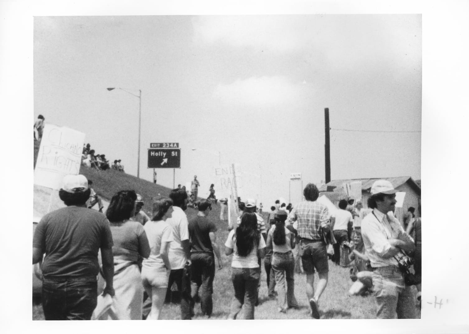 Brown Berets Protest Aqua Fest Boat Races On Town Lake